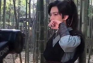 替身沦陷,身陷险境的替身逆袭之路